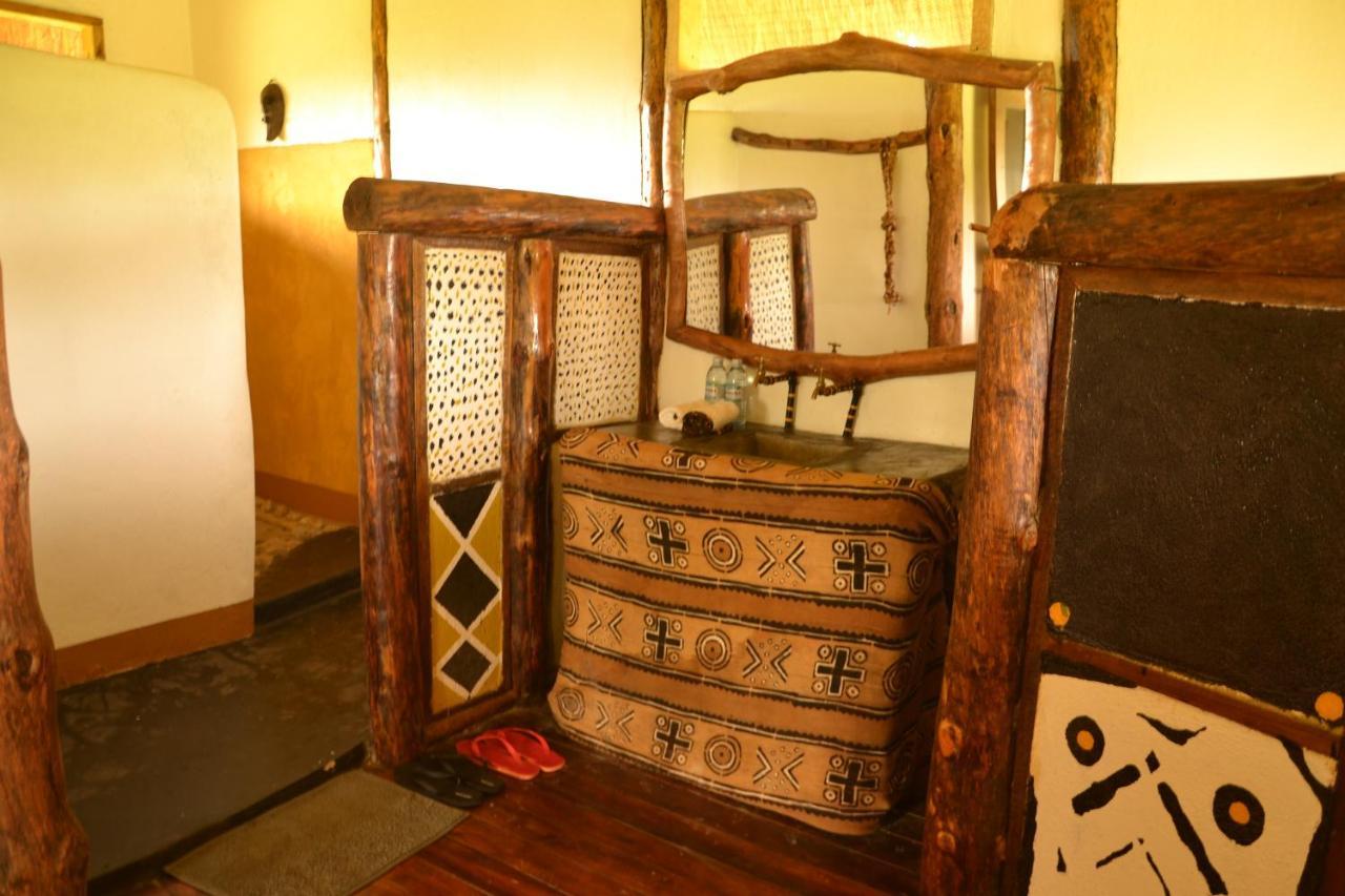 Topi Lodge Katunguru Экстерьер фото
