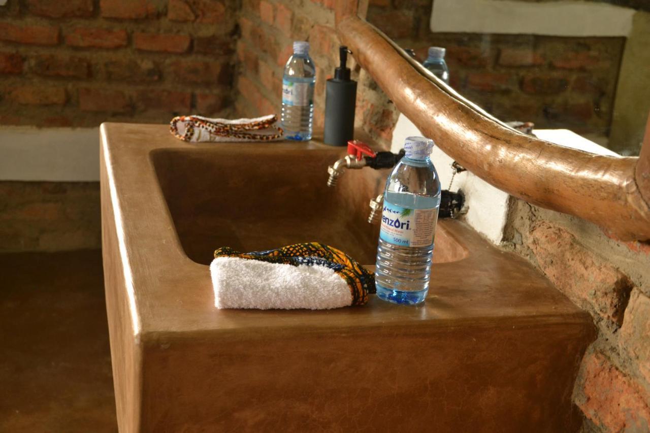 Topi Lodge Katunguru Экстерьер фото