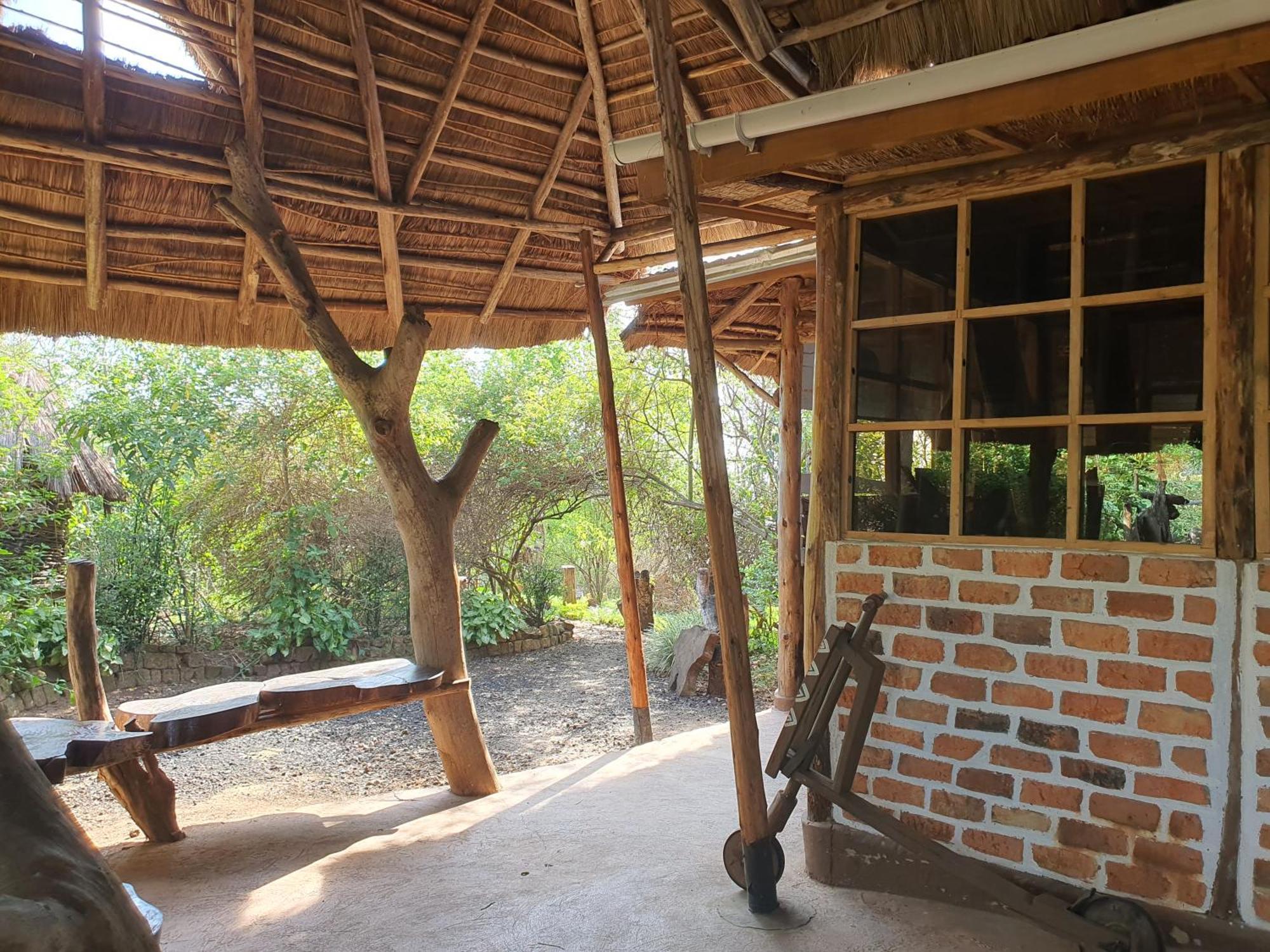 Topi Lodge Katunguru Экстерьер фото